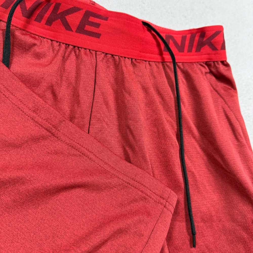 Nike Dri-FIT Mens Training Shorts Red Heathered Elastic Waist Gym Athletic Small